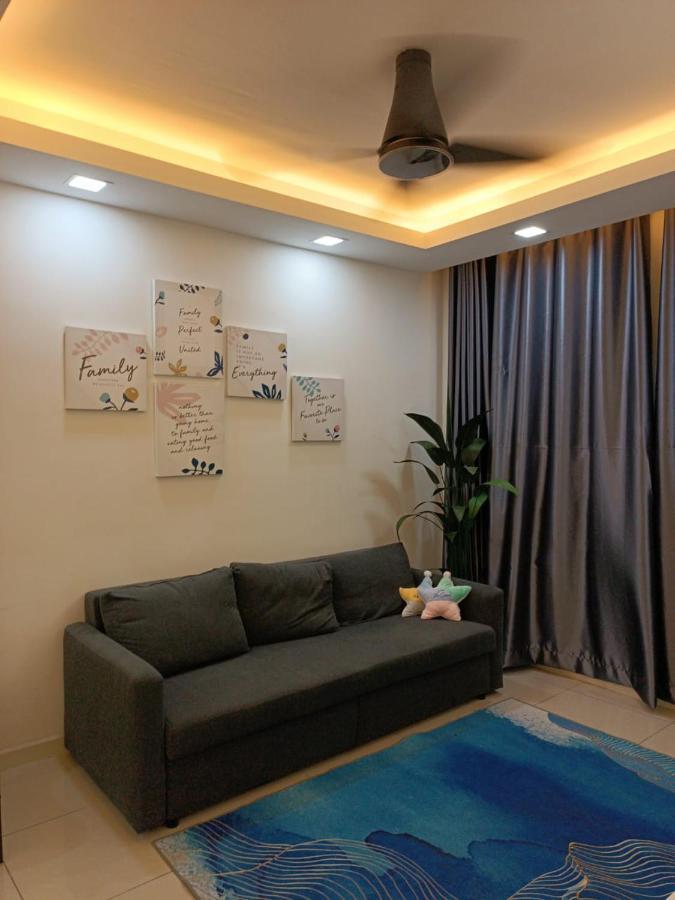 Qaisara D'Savanna Homestay@Southville City 班吉 外观 照片