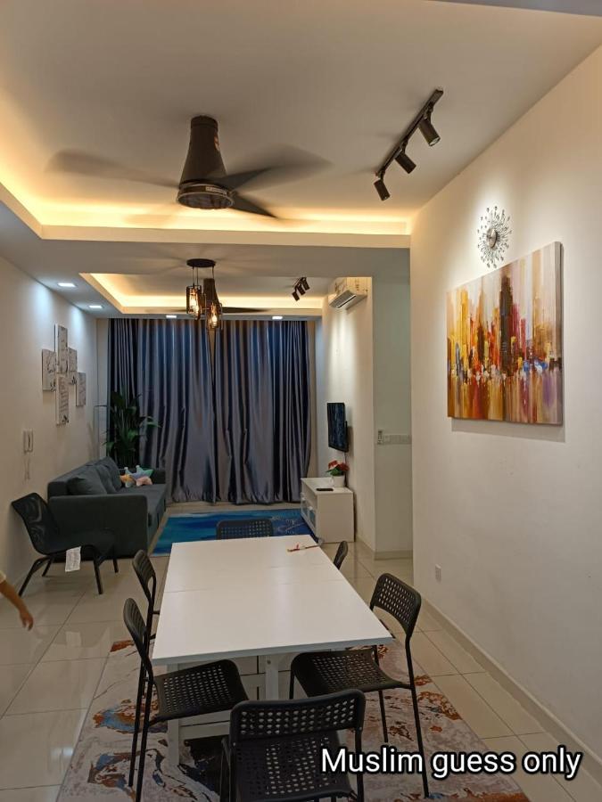 Qaisara D'Savanna Homestay@Southville City 班吉 外观 照片